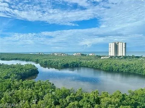 2 bed, 3.0 bath, 2610 sqft, $24,000 — Photo 3