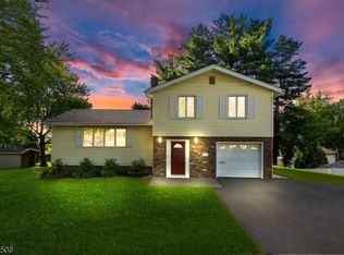 33 Waling Dr, Wayne, NJ 07470