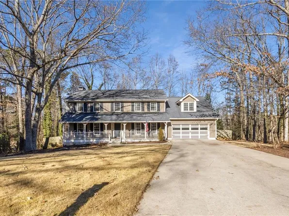 820 Oak Ter, Norcross, GA 30071