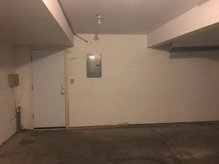 2253 Iroquois Dr — Photo 11