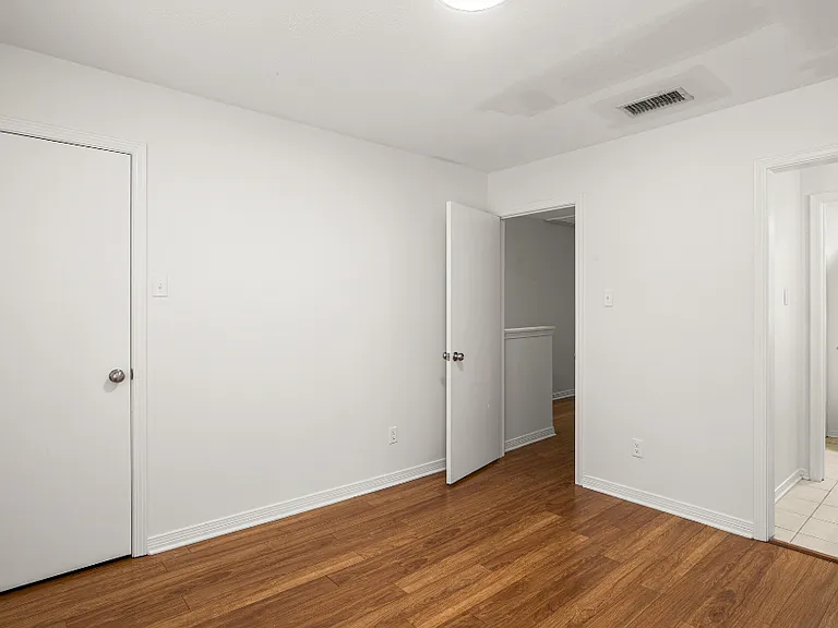 981 Dickenson Ave #981 — Photo 12
