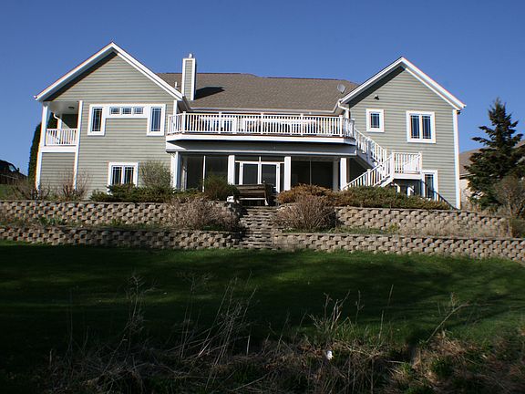 2nd image of 1050 River Knoll Cir