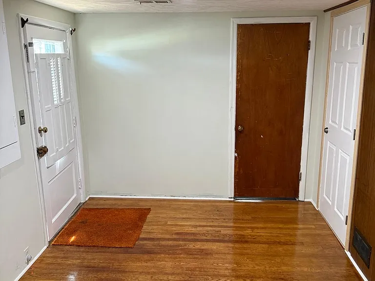 8301 Legation Rd — Photo 2