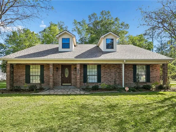 27200 Heltemes Ln, Lacombe, LA 70445