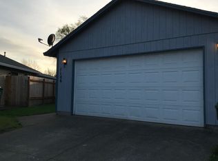 1146 SW James Ct, Dundee, OR 97115