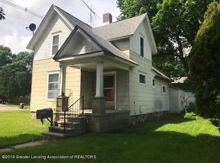 528 Pleasant St, Charlotte, MI