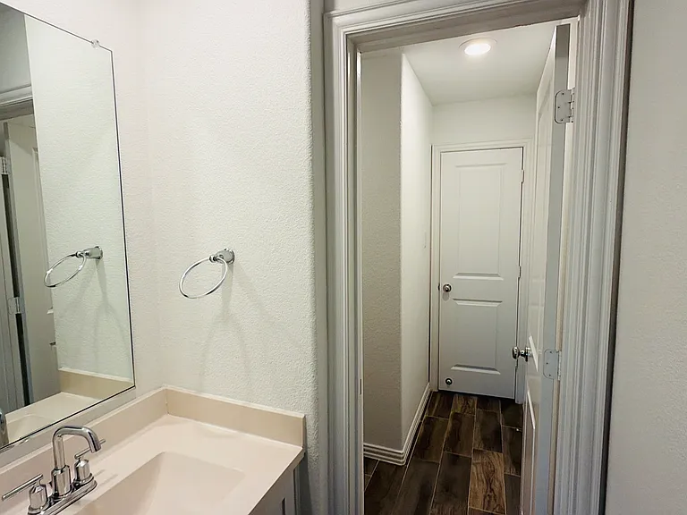 7324 Black Cherry Ln — Photo 37