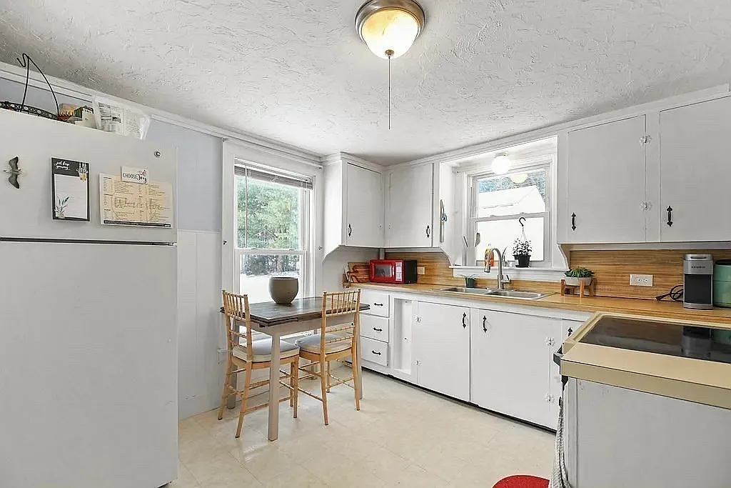 1 bed, 800 sqft, $1,500 — Photo 3