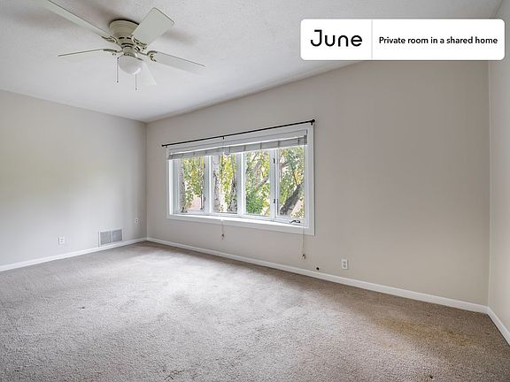 2nd image of 1455 N Paulina St #D