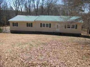 518 Farmer St, Starr, SC 29684