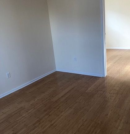 3rd image of 3116 41st St