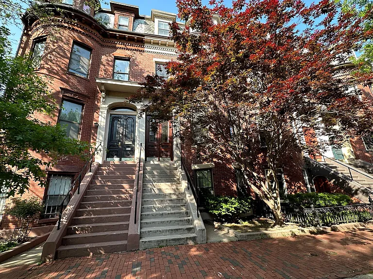 33 Holyoke St — Photo 1