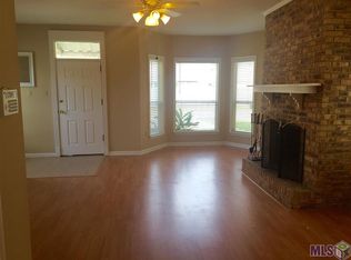 7921 Bayou Fountain Ave, Baton Rouge, LA 70820