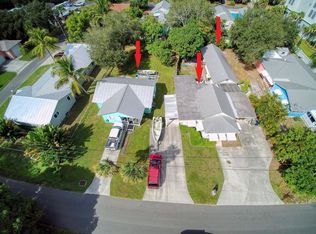 652 SW Pine Ave, Stuart, FL 34994