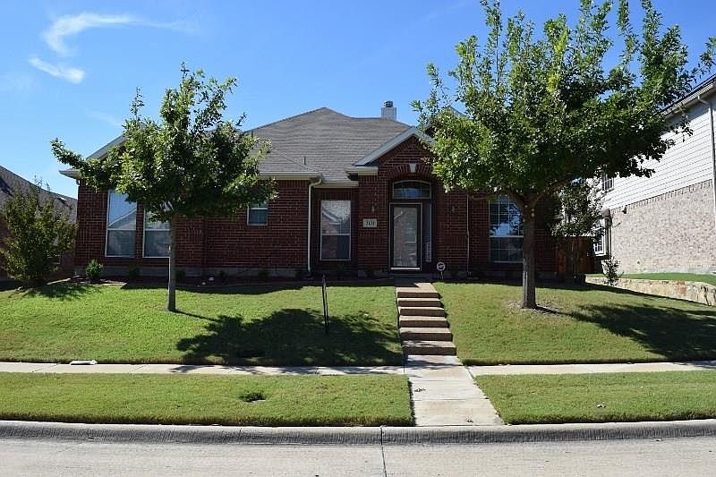 1st image of 2121 River Canyon Ln