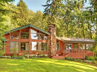 15459 Harvey Rd NE, Bainbridge Island, WA 98110