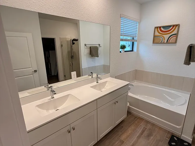 1653 NE Ocean Dunes Dr — Photo 15