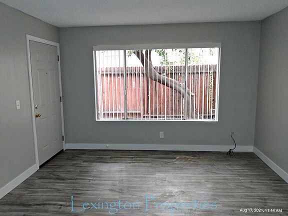 4th image of 2421 W St #1
