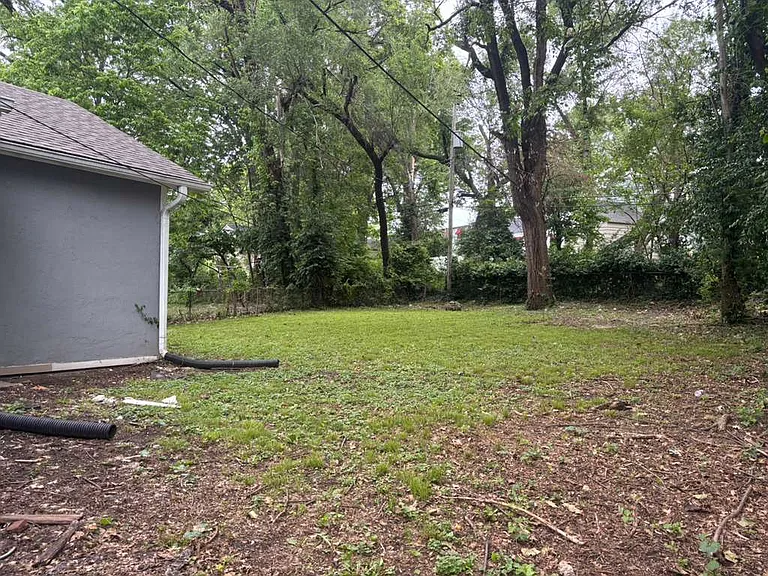 7121 Woodland Ave — Photo 11