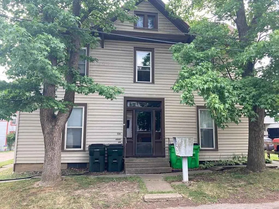 226 Curry Ct #4
