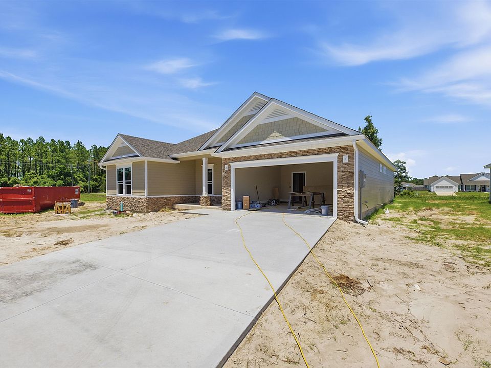 1st image of 93 Springdale Dr