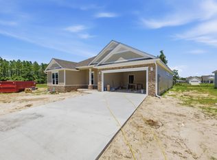 93 Springdale Dr, Crawfordville, FL 32327