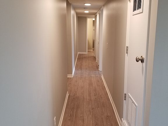 4th image of 4811 Chicago St