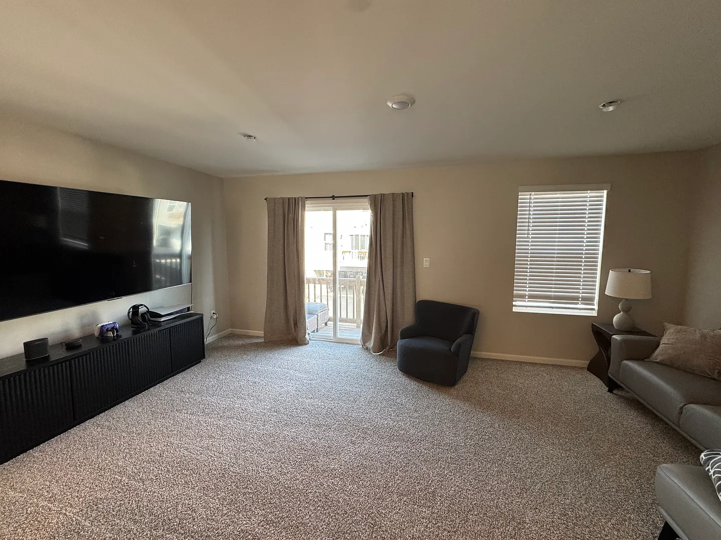 2 bed, 2.5 bath, 1579 sqft, $2,795 — Photo 4