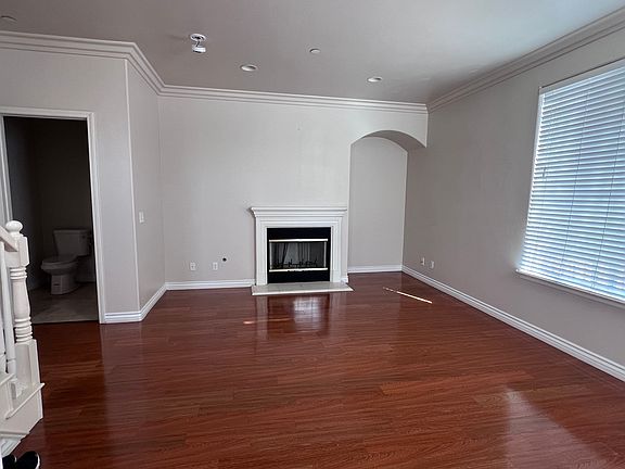 5th image of 11123 McGirk Ave