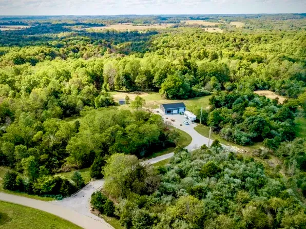 1318 Greenbrier Rd, Seaman, OH 45679