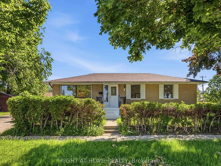 1 Mozart Ave — Photo 3