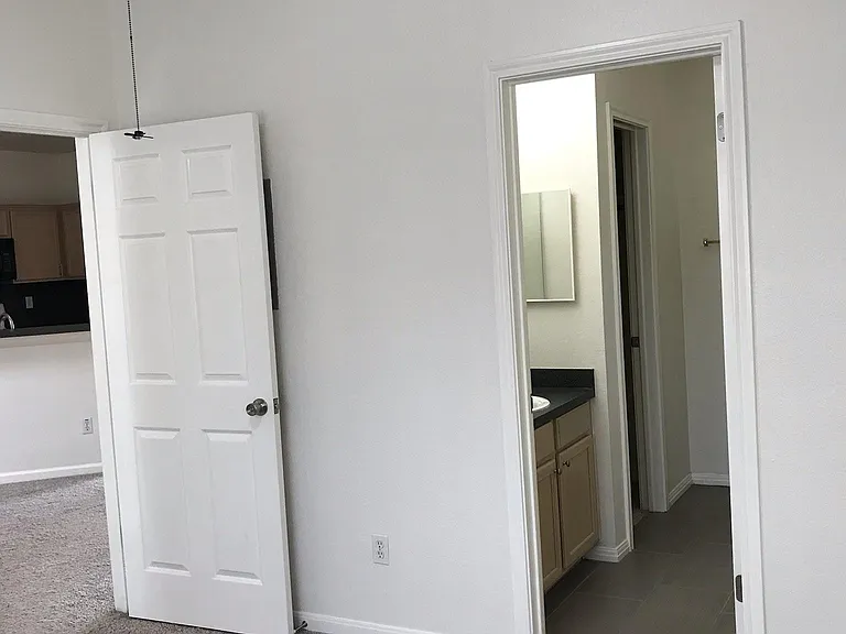 3104 Northwest Blvd #D — Photo 8