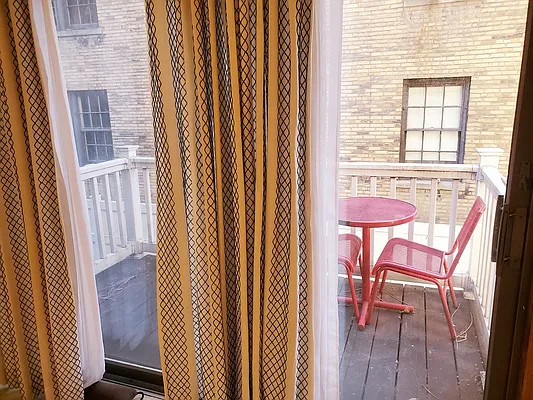 Rented by Corcoran | media 19