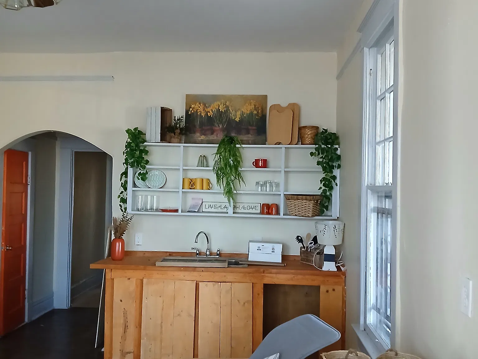 1 bed, 700 sqft, $1,300 — Photo 3