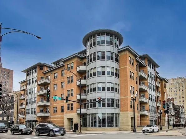 5556 N Sheridan Rd APT 306, Chicago, IL 60640