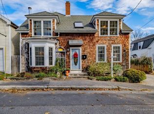 8 Park Ave, Saco, ME 04072