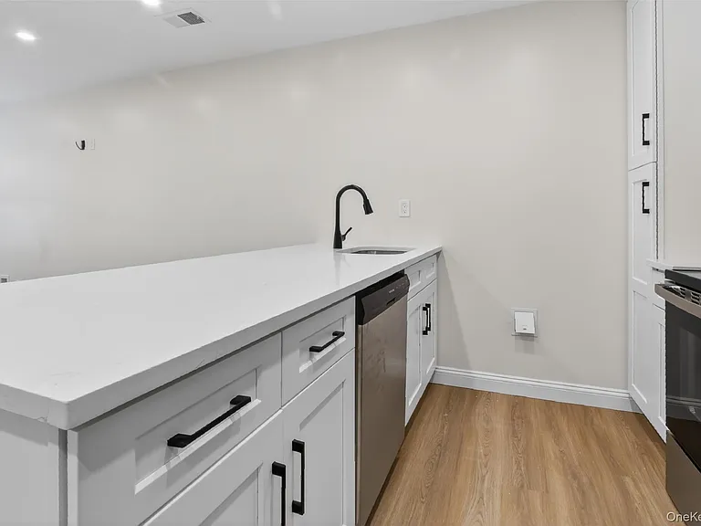 287 Delaware Ave — Photo 12