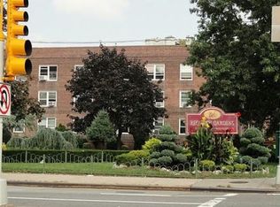 14712 Union Tpke, Flushing, NY 11367