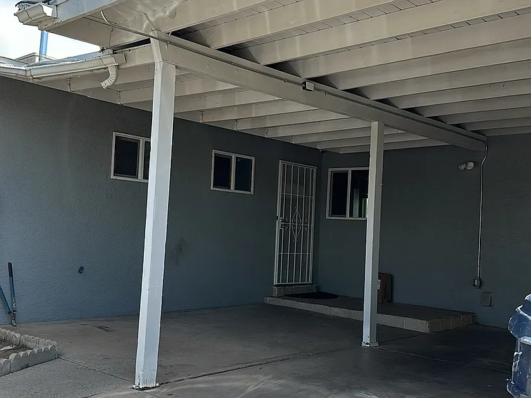 11420 Faye Ave NE — Photo 1