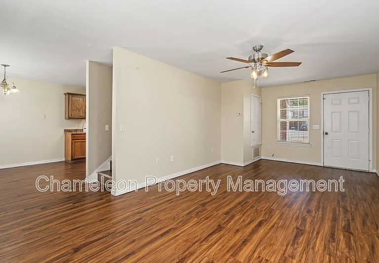 2910 Dawn Ct #C — Photo 4