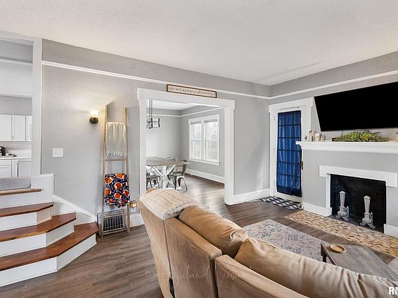3rd image of 1505 Grand Ave