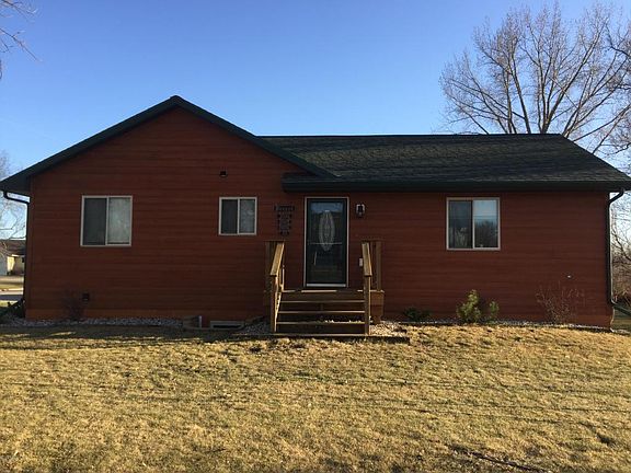 2nd image of 405 E 2nd St