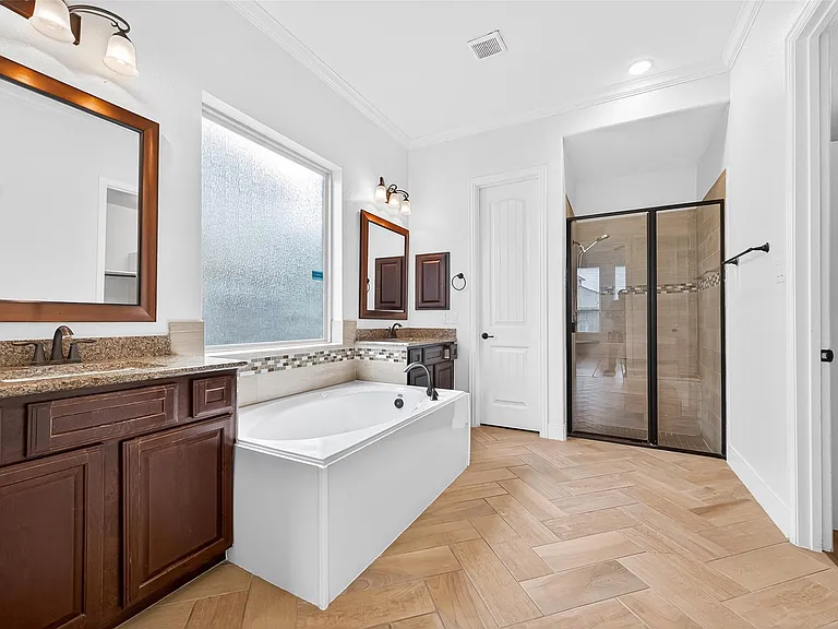 7035 Belle Meadow Ln — Photo 31