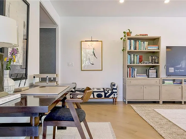 2575 Peachtree Rd NE #7G — Photo 3