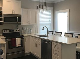 11 Newport Ave, Newport, RI 02840
