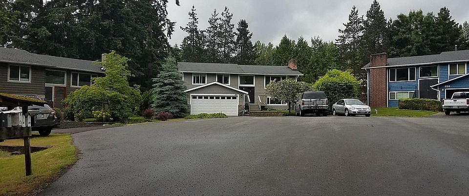 1st image of 819 216th Pl NE