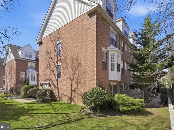 2322 Langston Blvd, Arlington, VA 22201