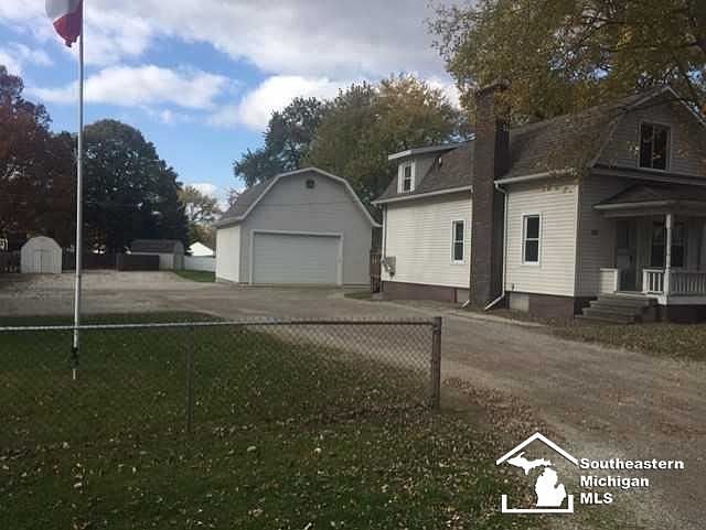 1st image of 1571 Beechwood St