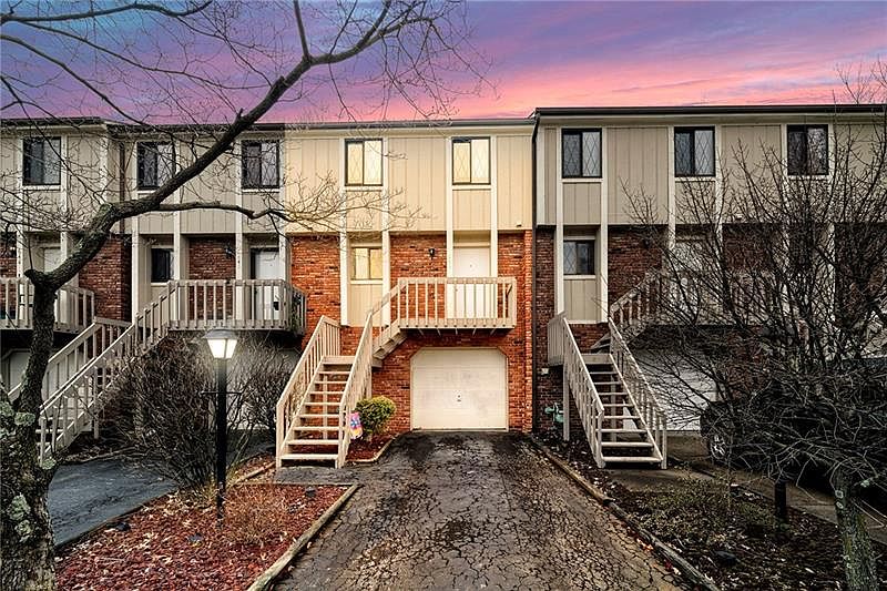 1st image of 646 Sunset Cir
