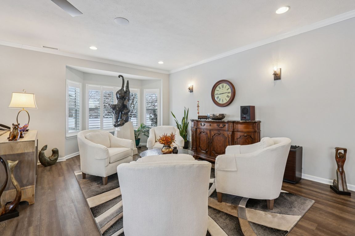 next background image